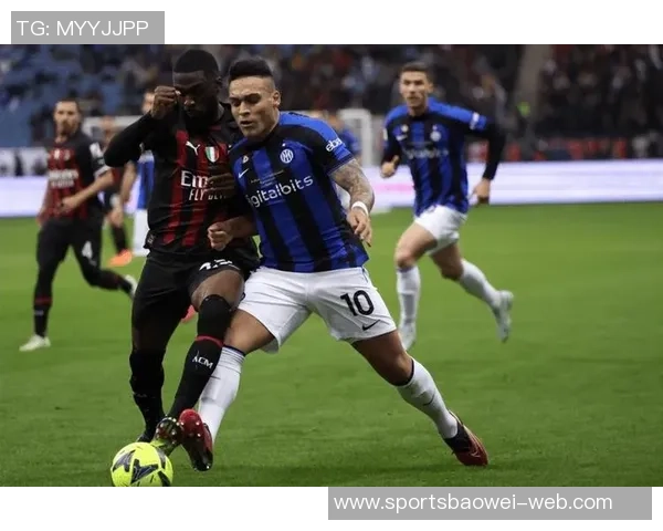 莱奥携两个儿子飞往意大利现场观战米兰德比盛况